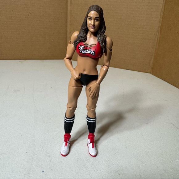 WWE BELLA TWINS BATTLE PACK SERIEA 38 NIKKI BELLA BRIE BELLA FIGURES DIVA BELT e